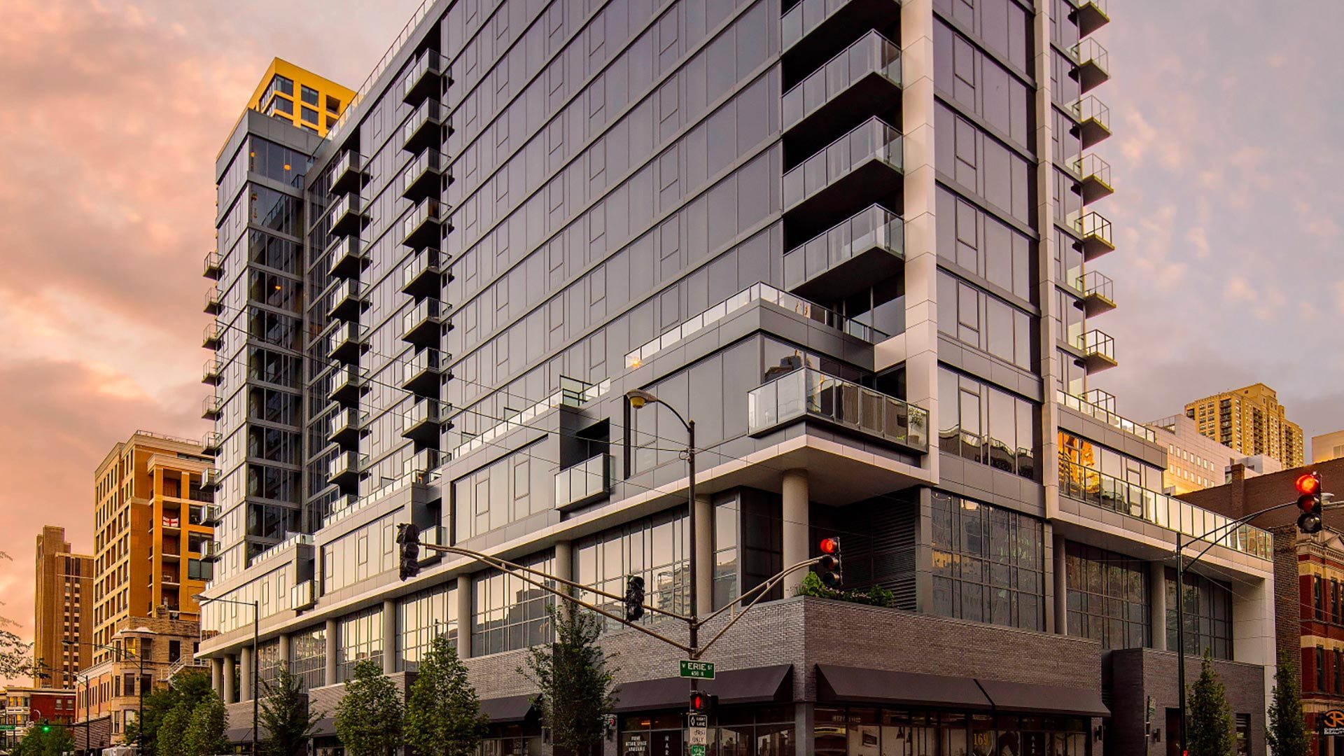 Marlowe chicago exterior building view
