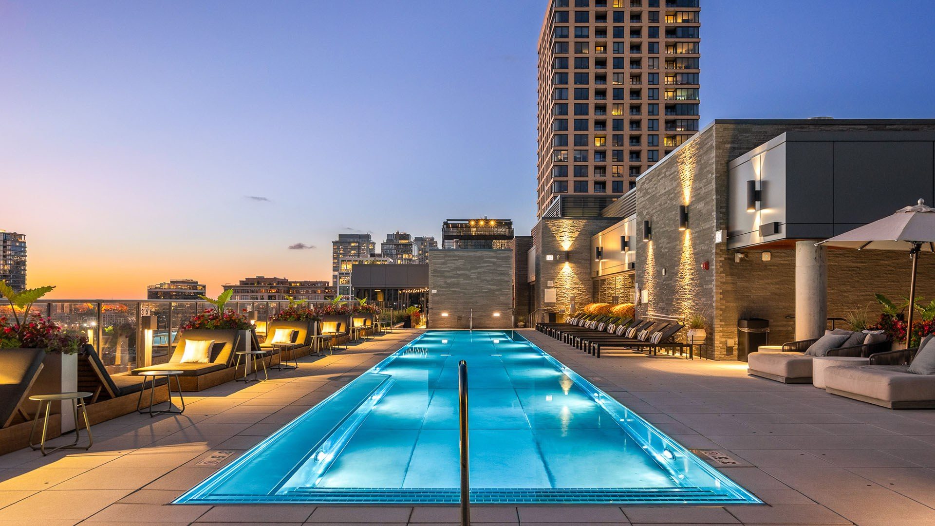 Marlowe north river pool sunset view2