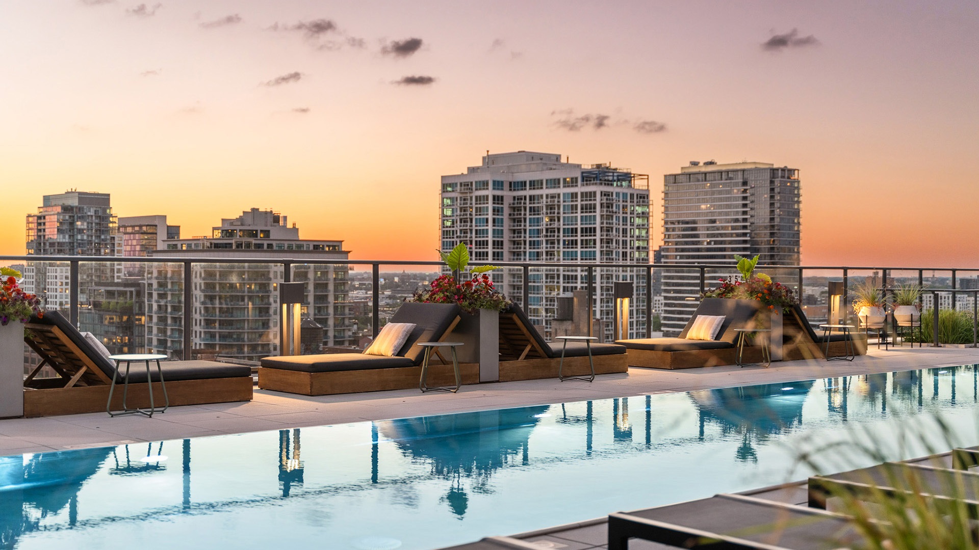 Marlowe north river pool sunset view8