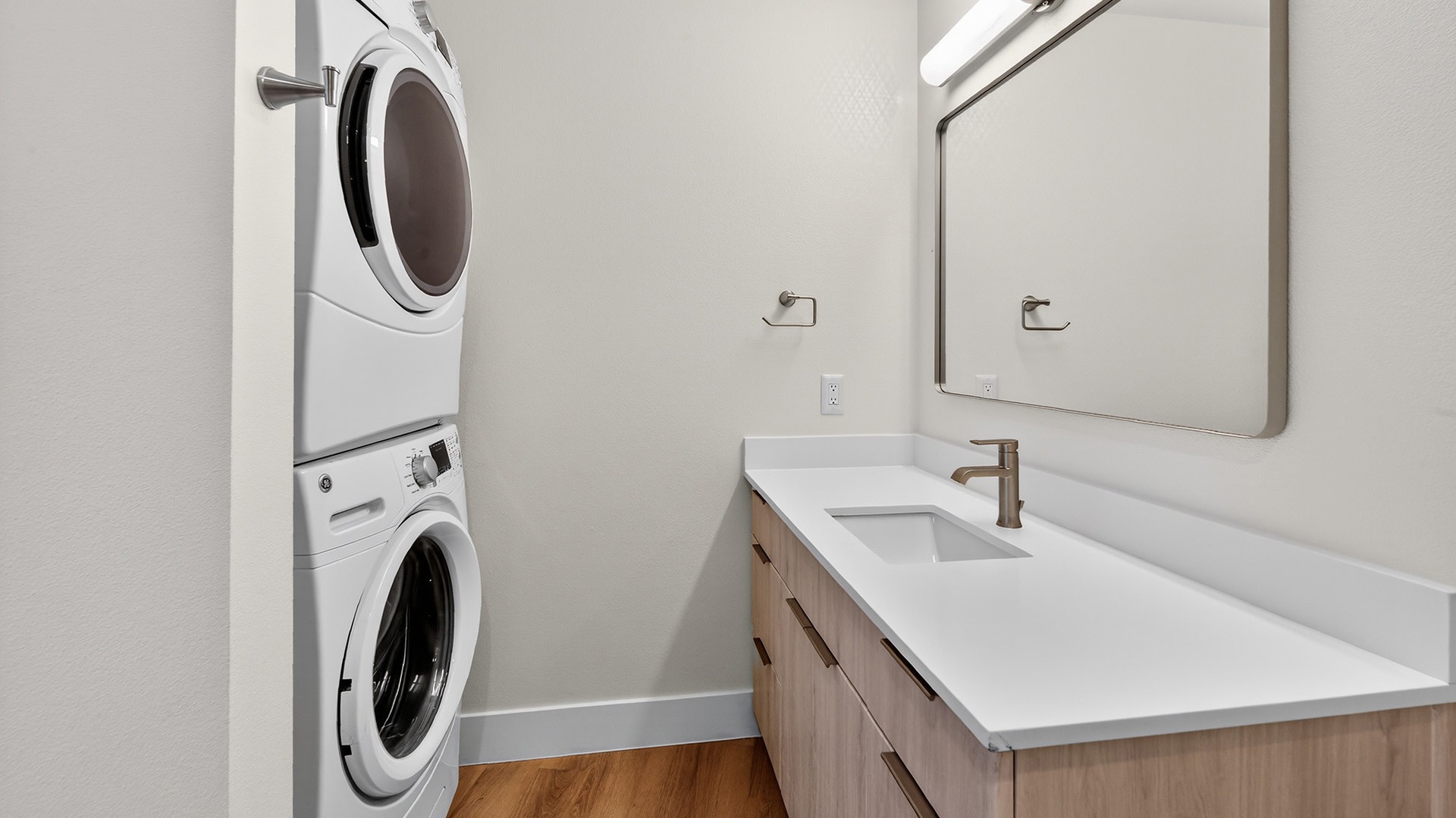 Mural west seattle unit 718 bathroom washer dryer