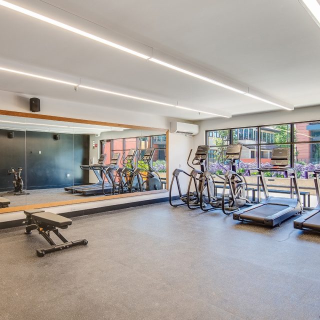 Realm fitness view2