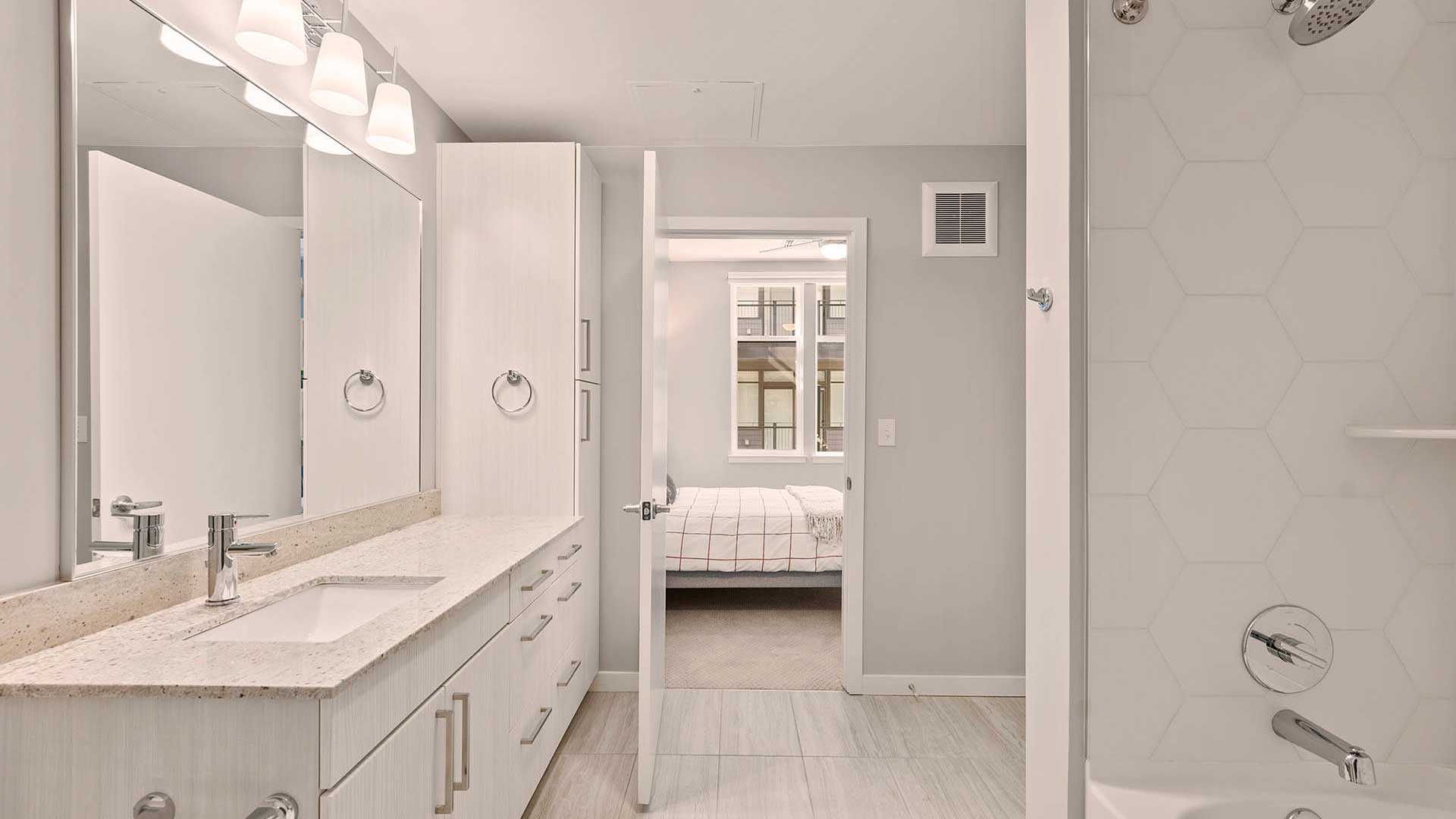 Reve apartments b5 model bathroom view 2