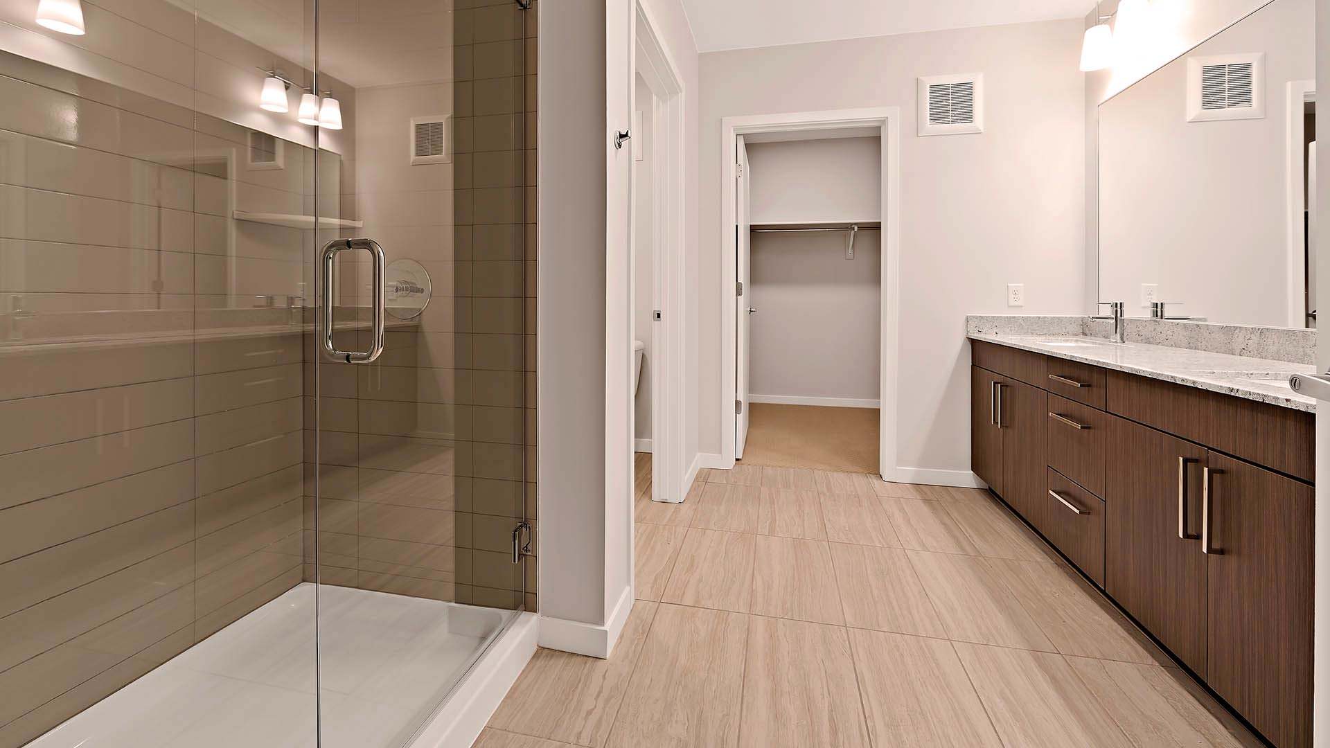 Reve apartments th2 bathroom view 2