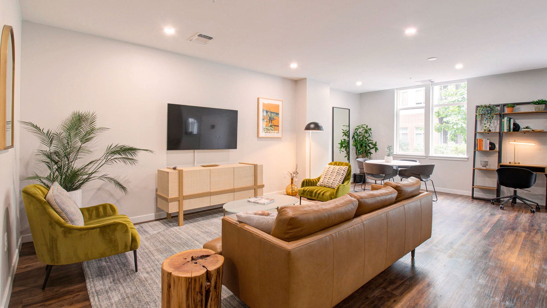 Reve Boulder TH2 F Living Room View3