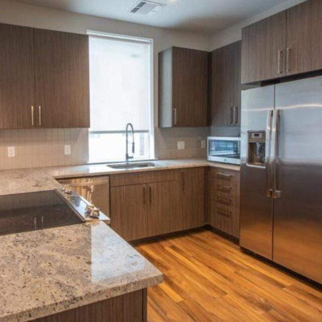 A5 - 1 Bedroom - (Warm) - 895 sq ft