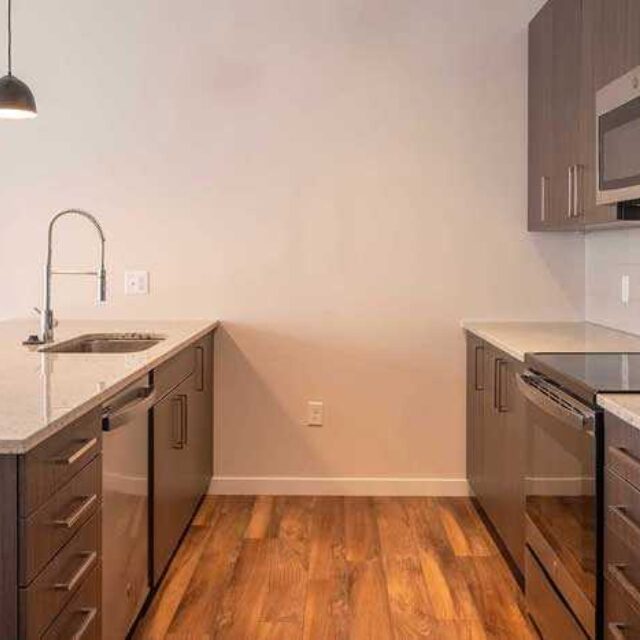 Studio 3 - (Warm) - 647 sq ft