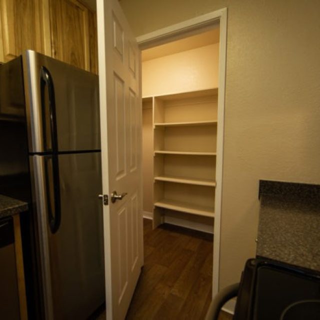 Diamond Peak - 2 Bedroom  - 800 sq ft