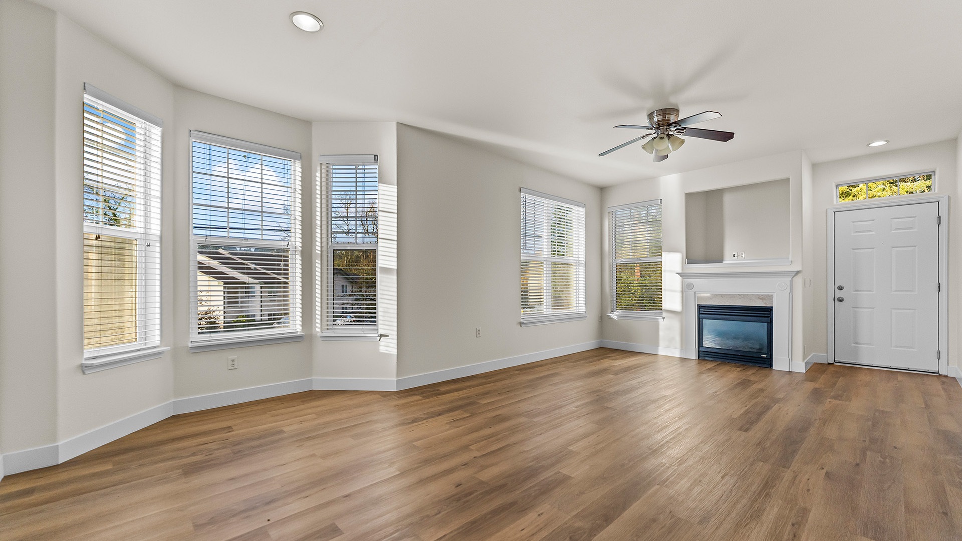 Summerlinn west linn unit 105 elevated living room 2