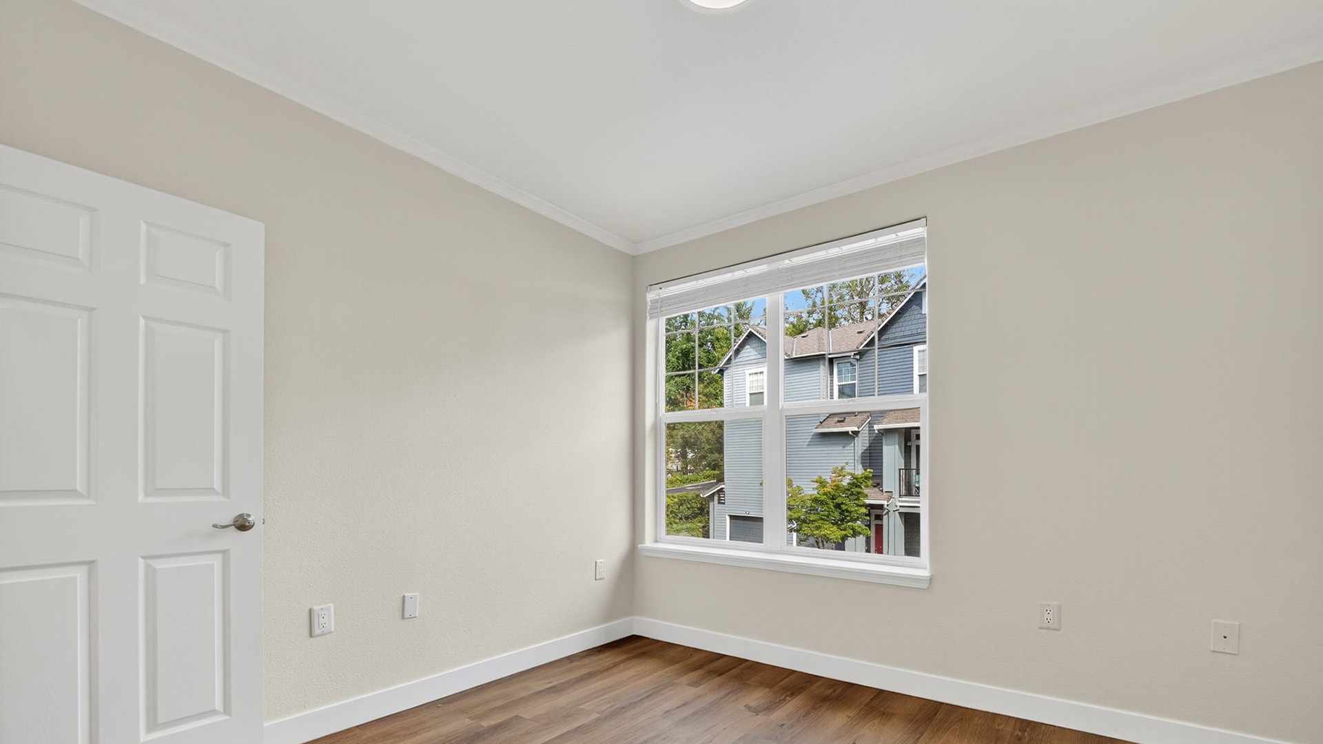 Summerlinn 1145 bedroom view1