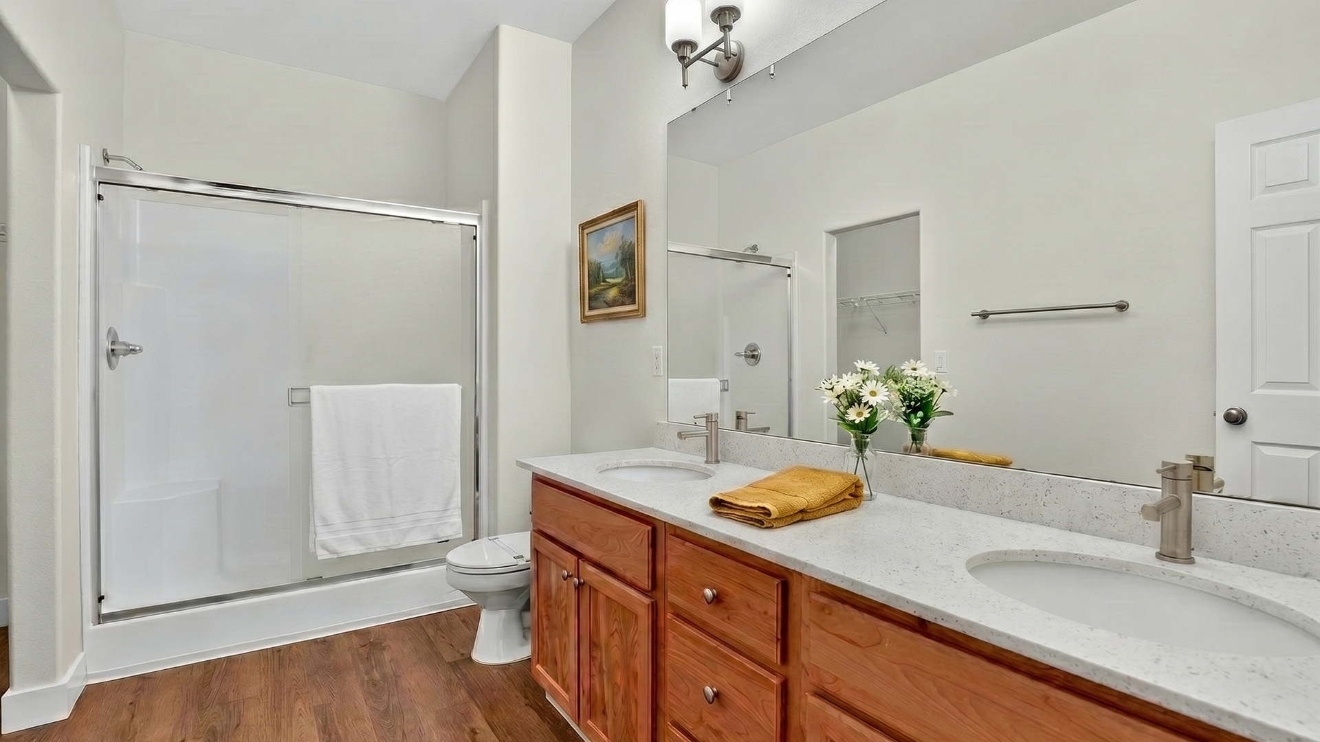 Summerlinn 1220 Furnished Bathroom