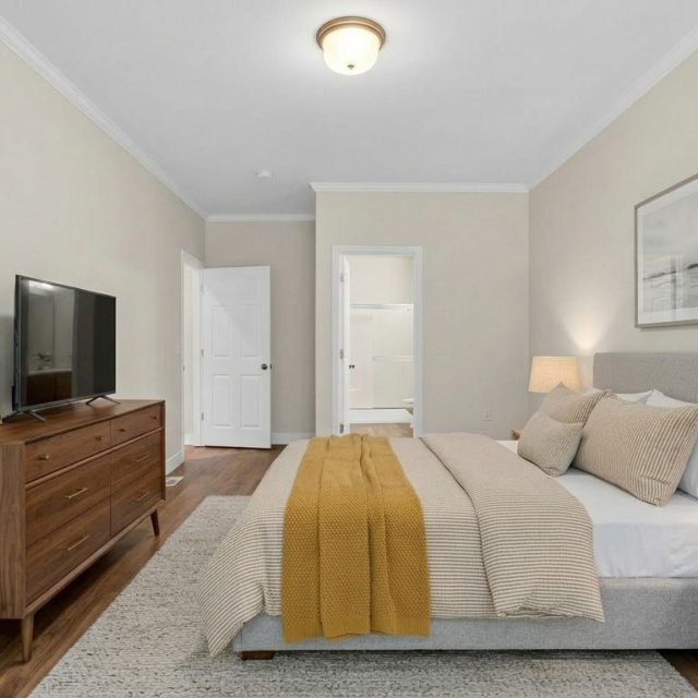 Summerlinn 1220 Furnished Bedroom1 View2