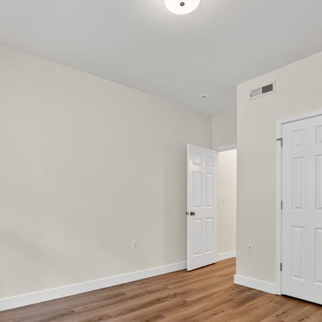 Summerlinn 1220 model bedroom2