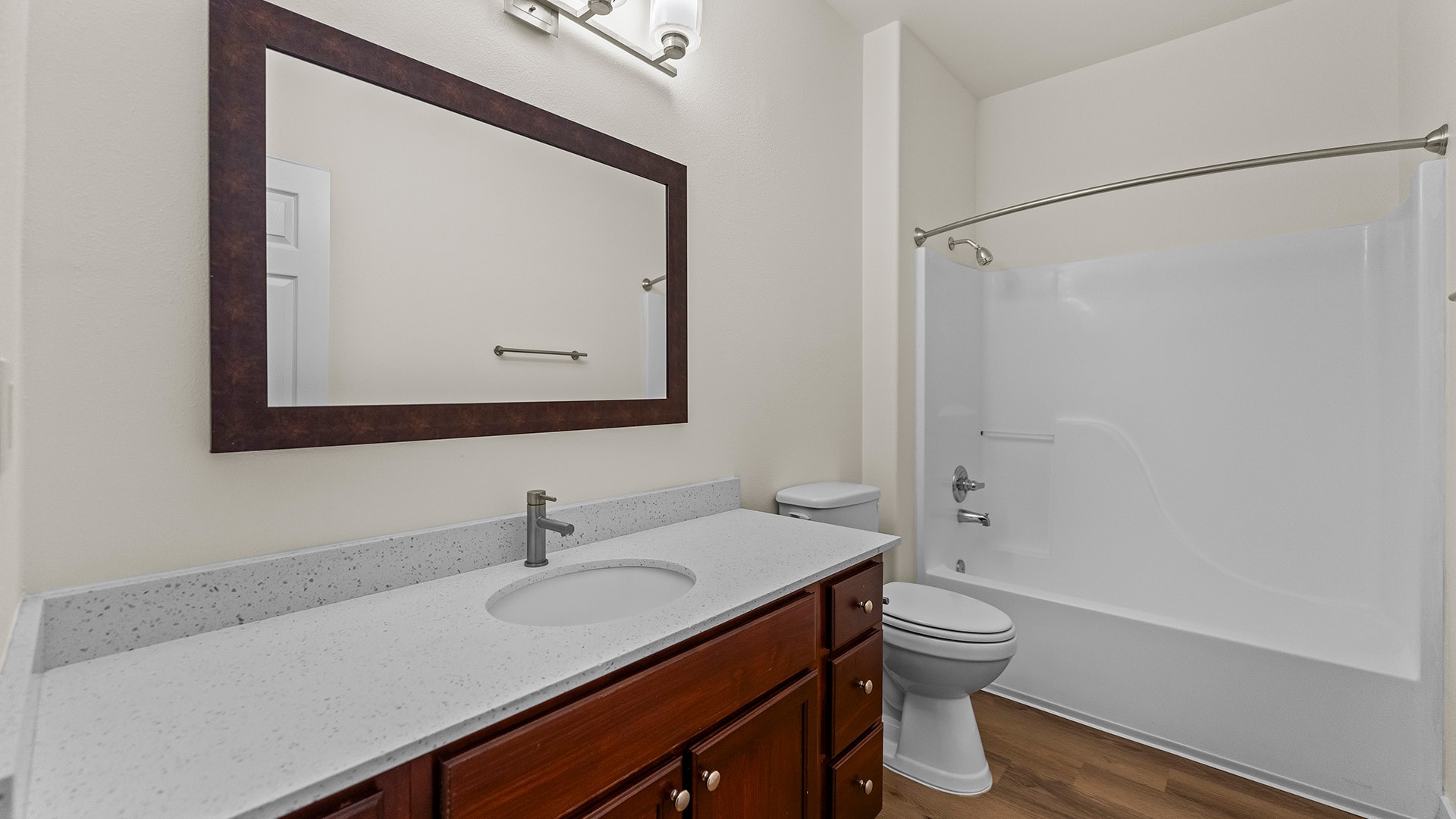 Summerlinn west linn unit 1395 classic bathroom2