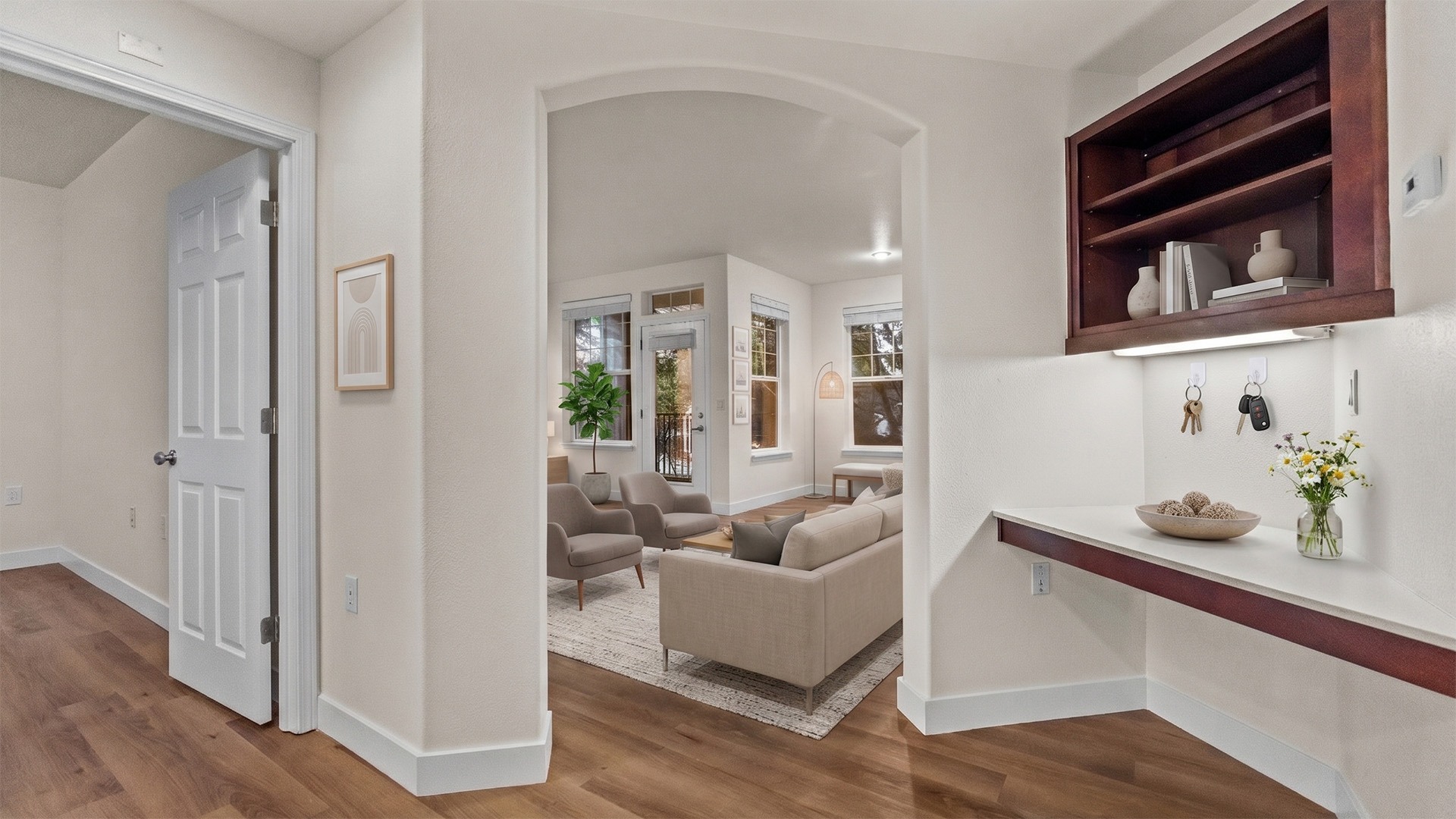 Summerlinn 1395 Furnished Entry