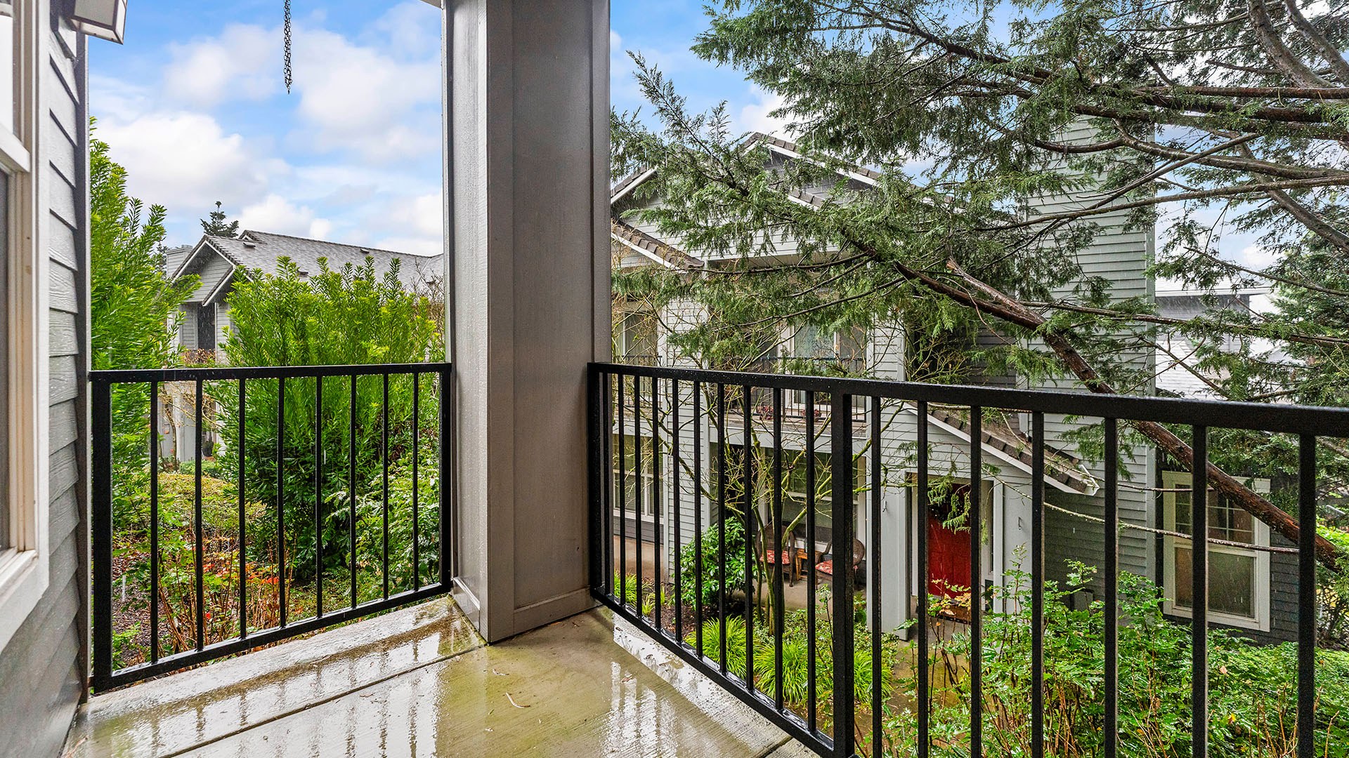 Summerlinn west linn unit 1395 elevated balcony