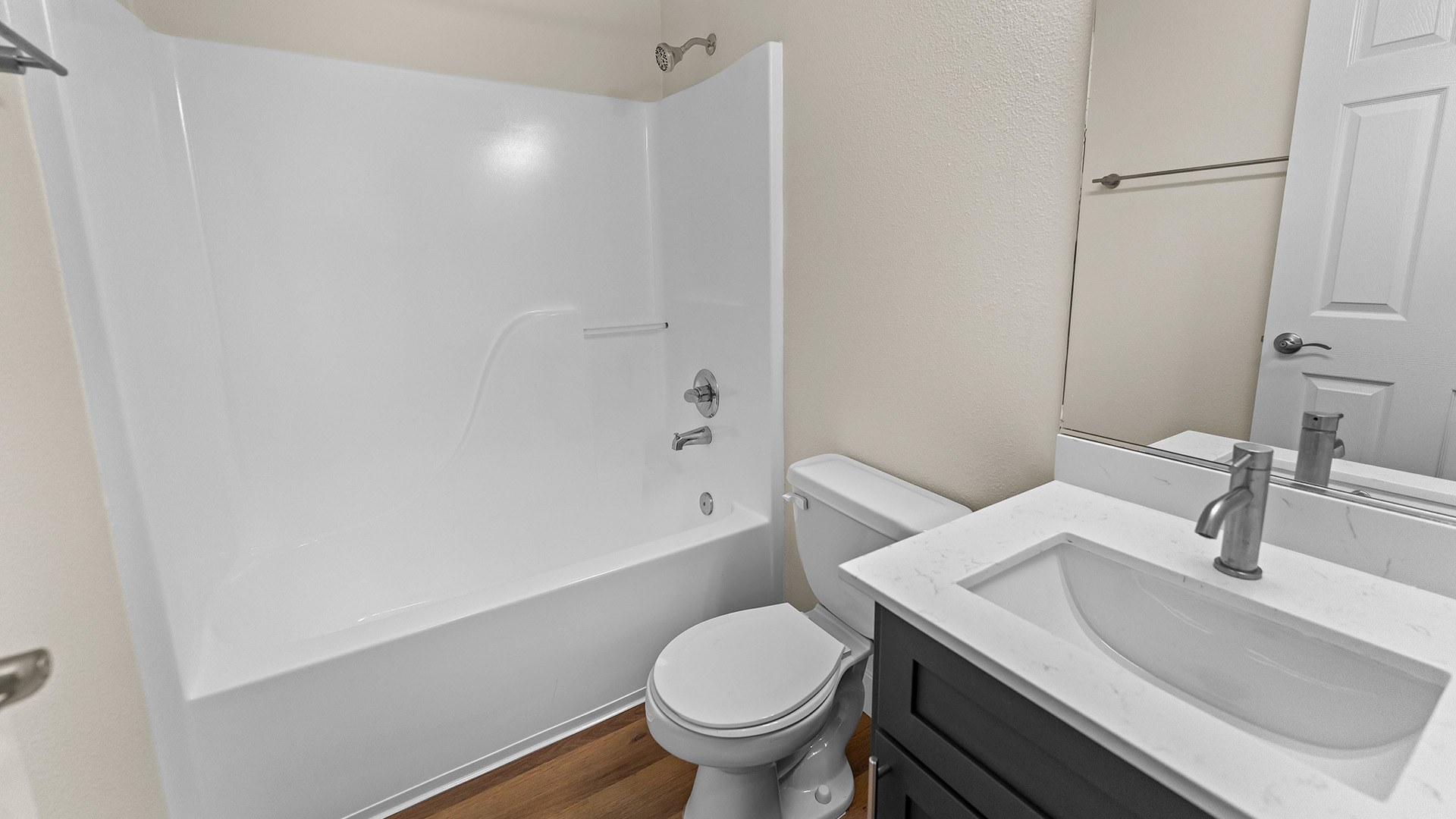 Summerlinn west linn unit 1410 modern bathroom1 view2