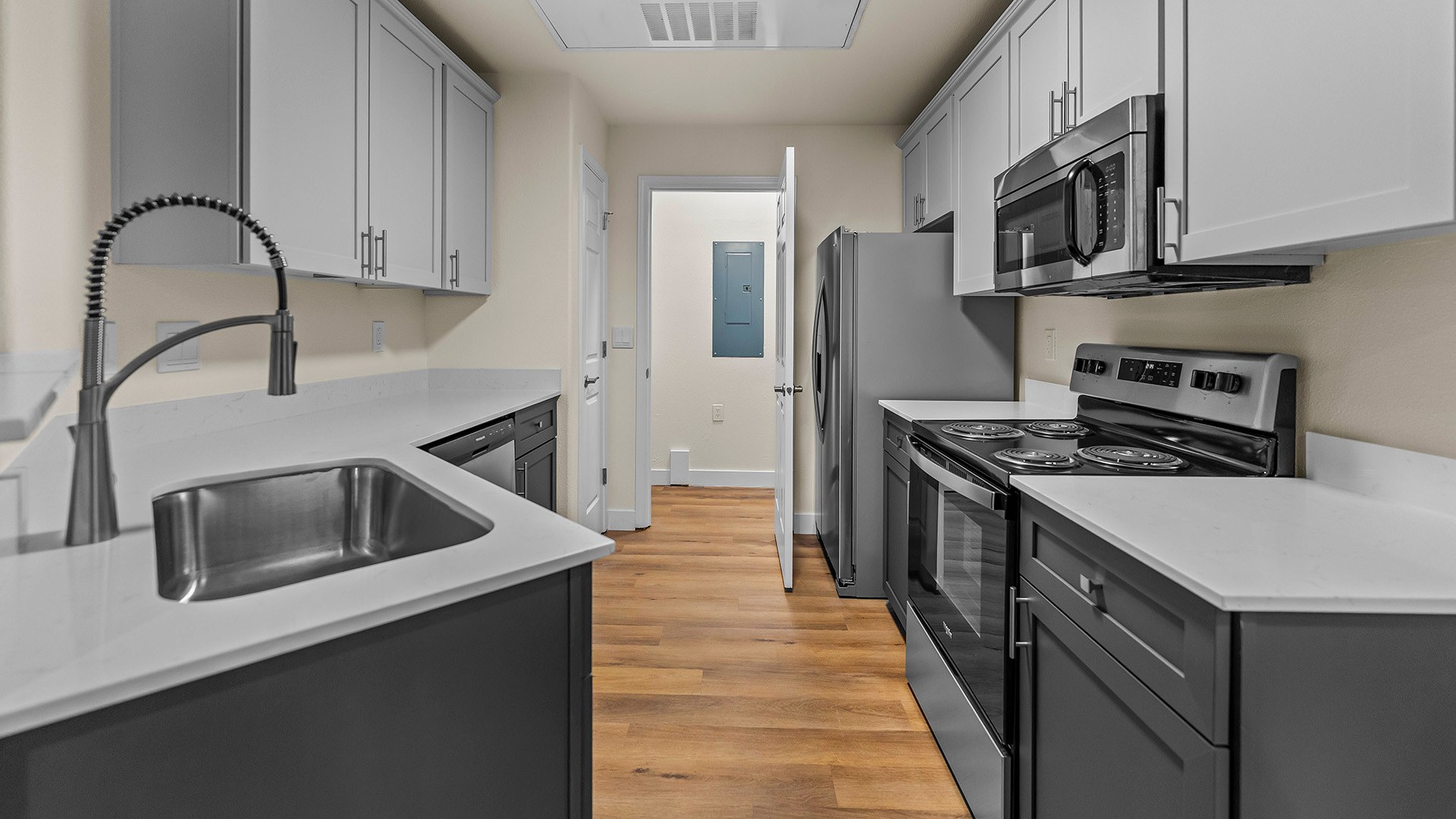 Summerlinn west linn unit 1410 modern kitchen