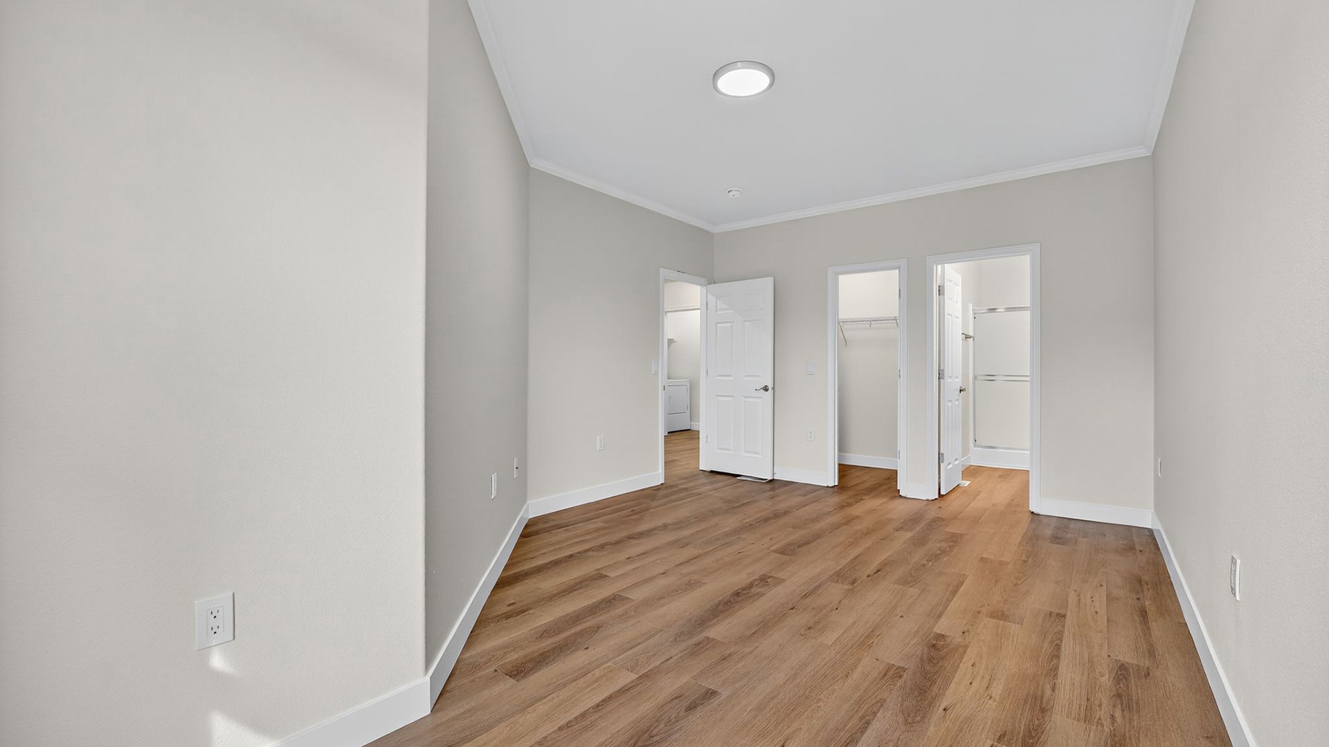 Summerlinn 1430 bedroom1 view1