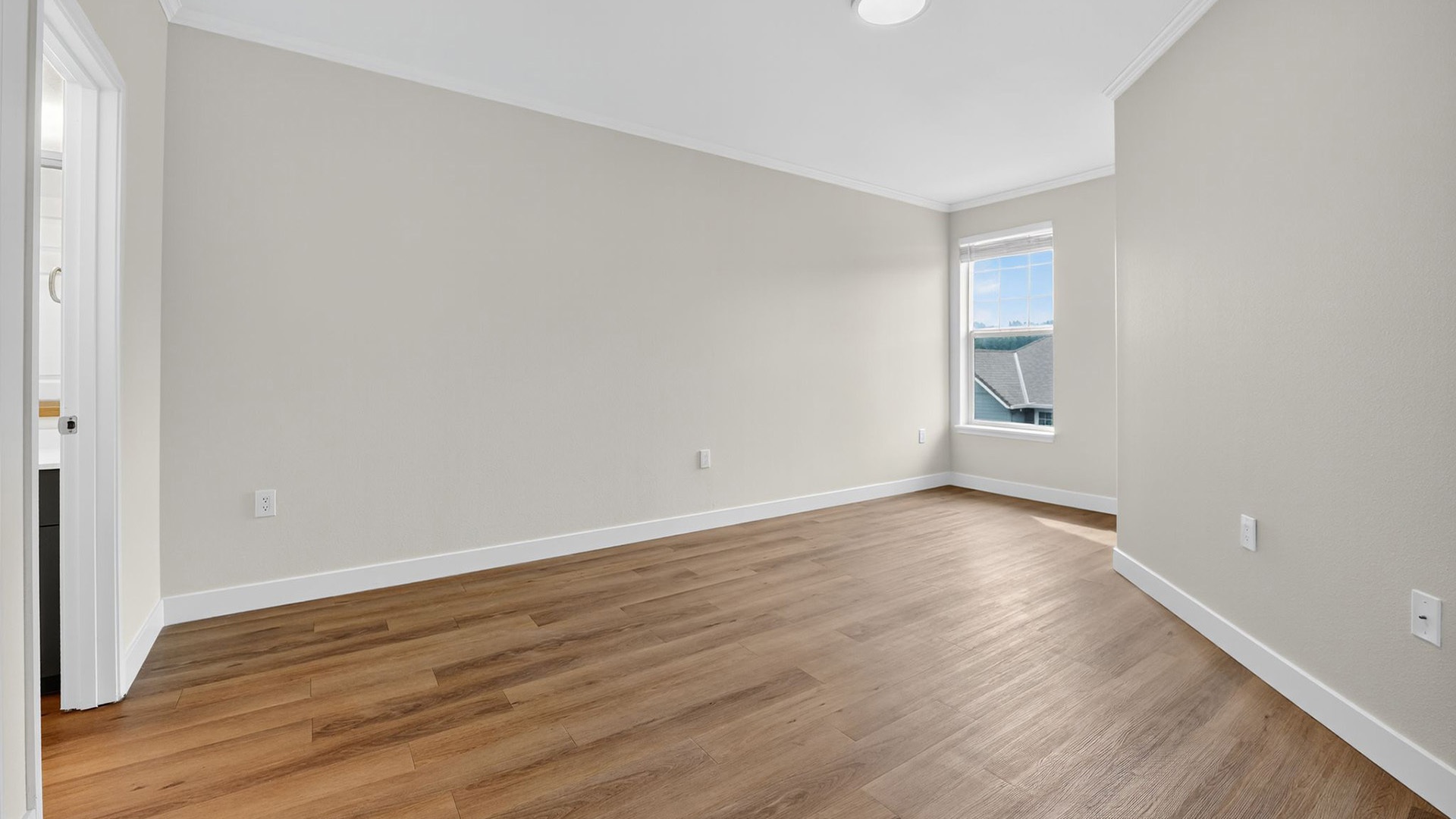 Summerlinn 1430 bedroom1 view2