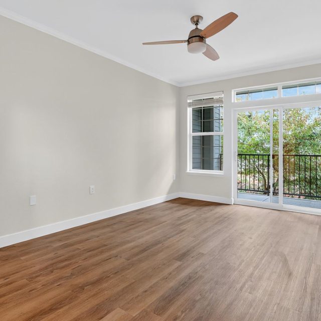 Summerlinn 1480 living view1