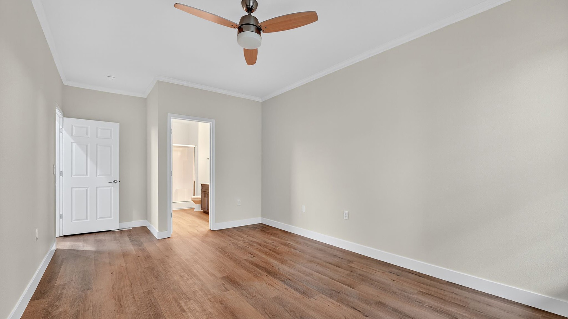 Summerlinn 1480 bedroom1 view2