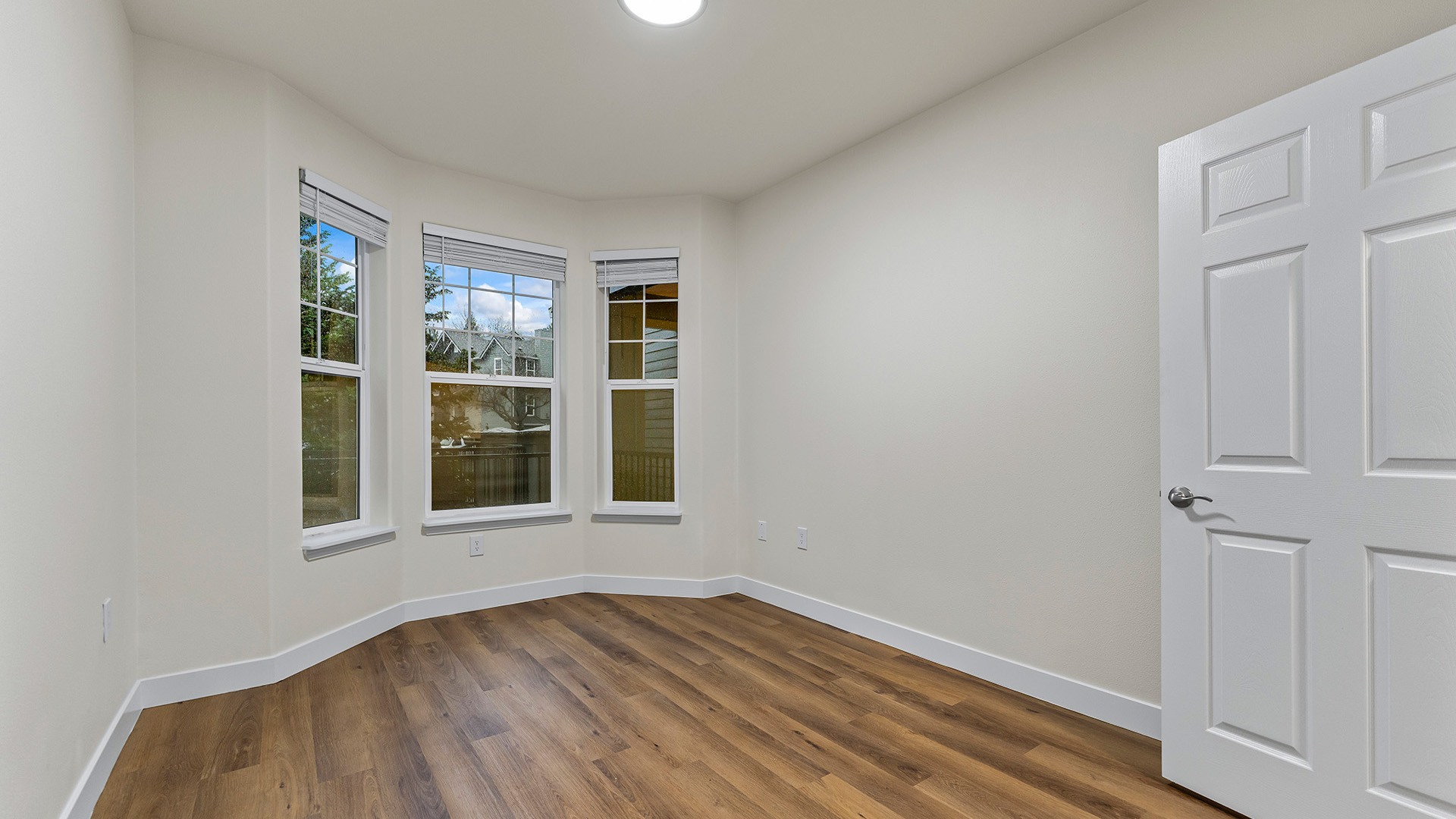 Summerlinn west linn unit 305 modern kitchen view1