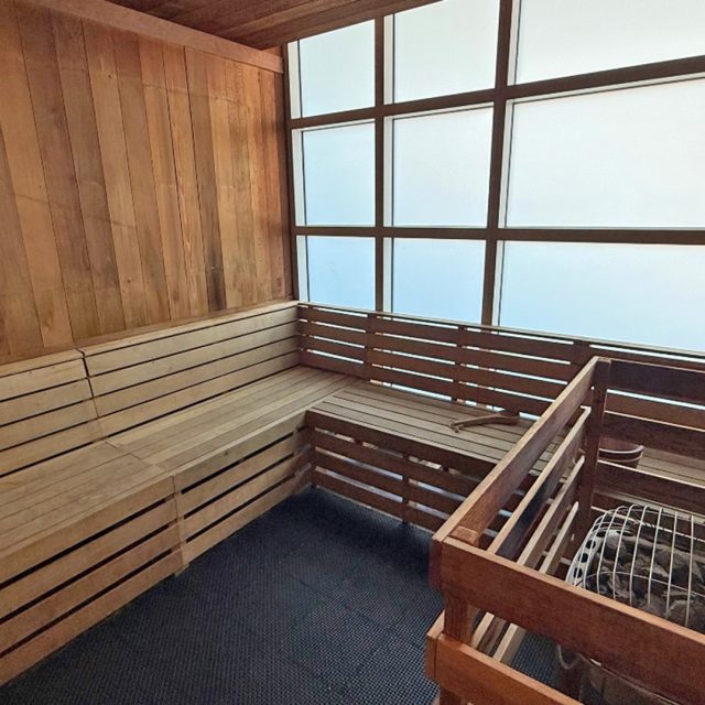Goss sauna view1