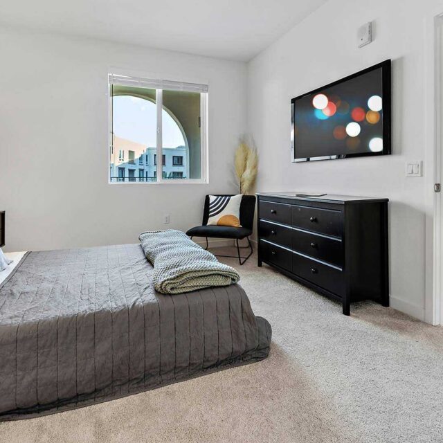 Upland b2 floorplan model bedroom view 5