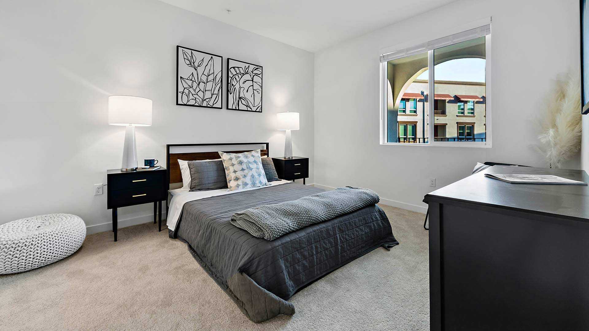 Upland b2 floorplan model bedroom view 4
