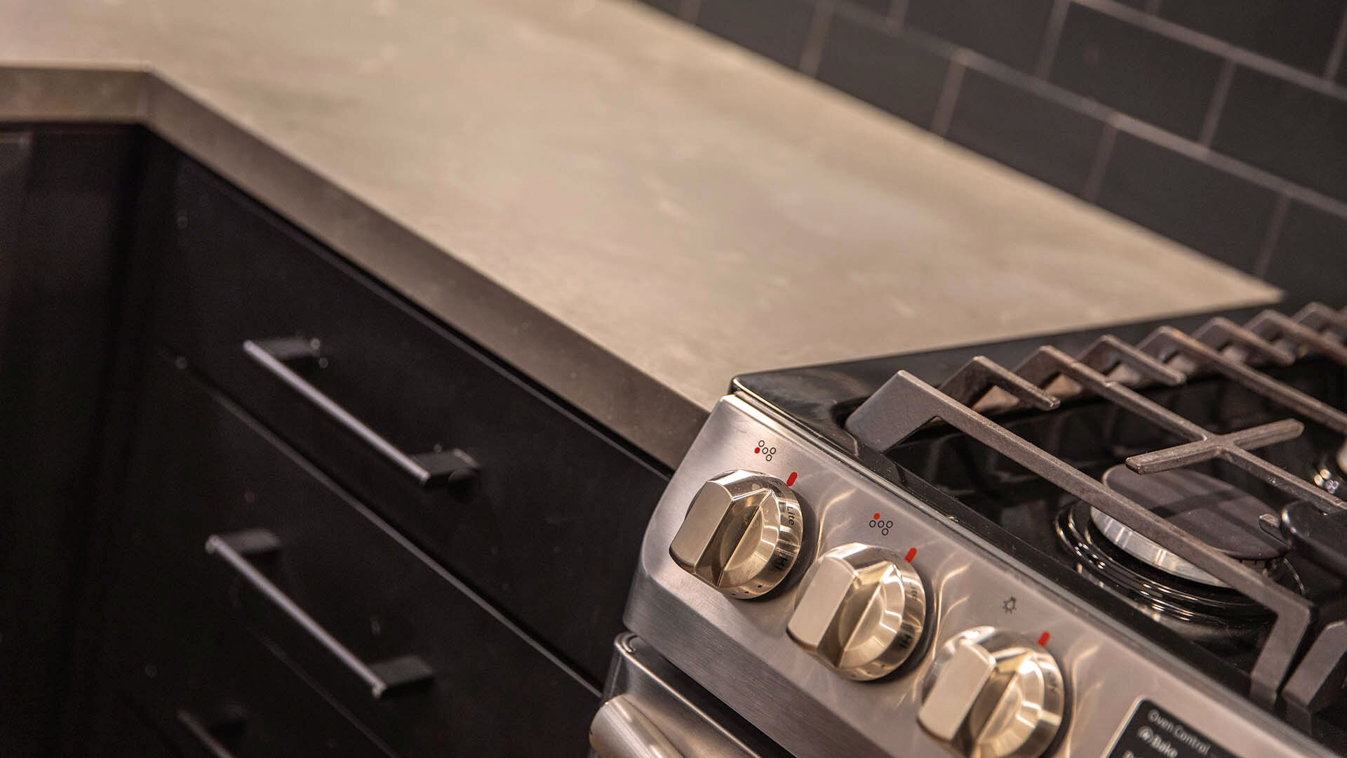 Vilara Elite gas range
