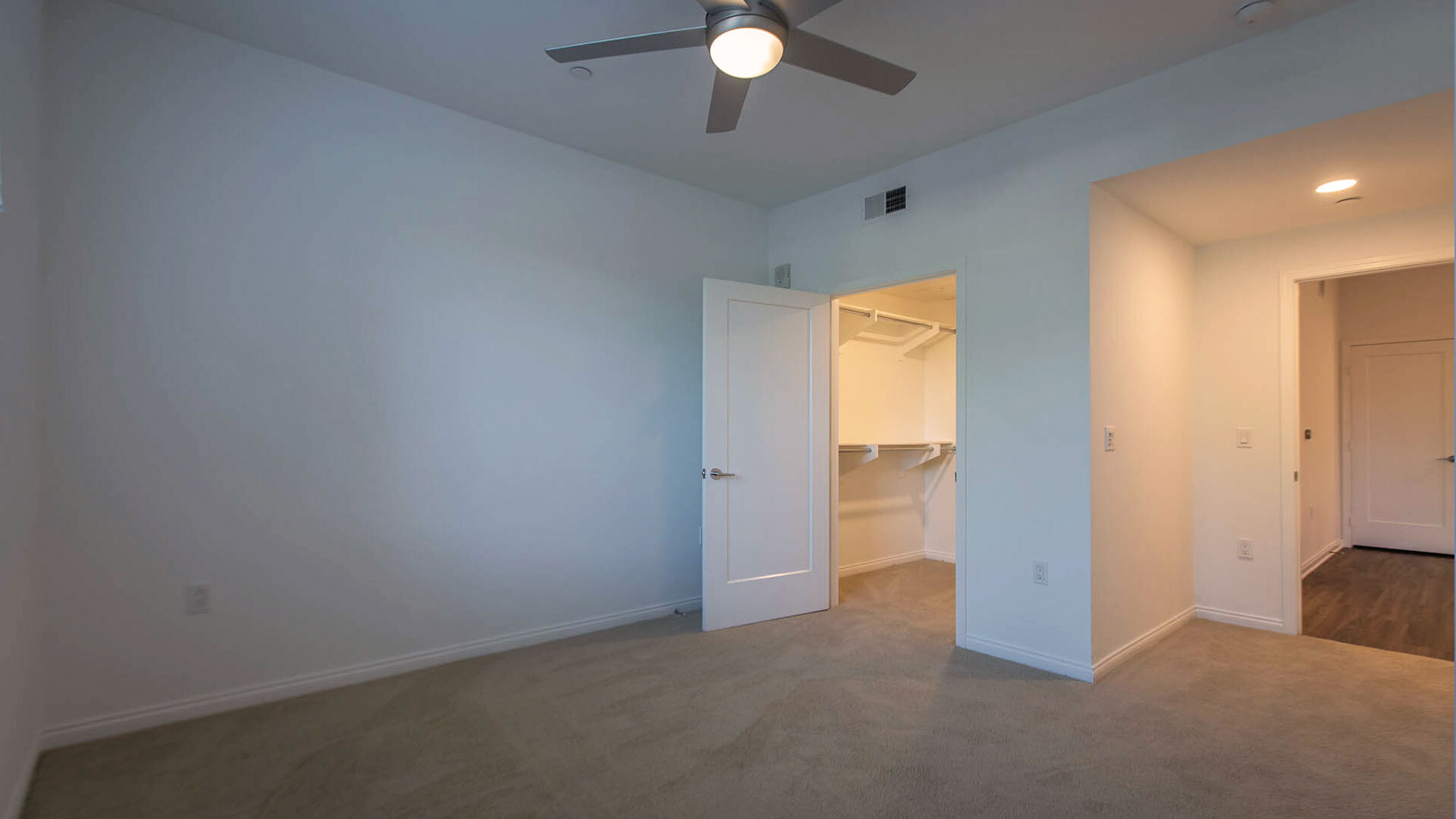 Vilara Select bedroom walk in closet