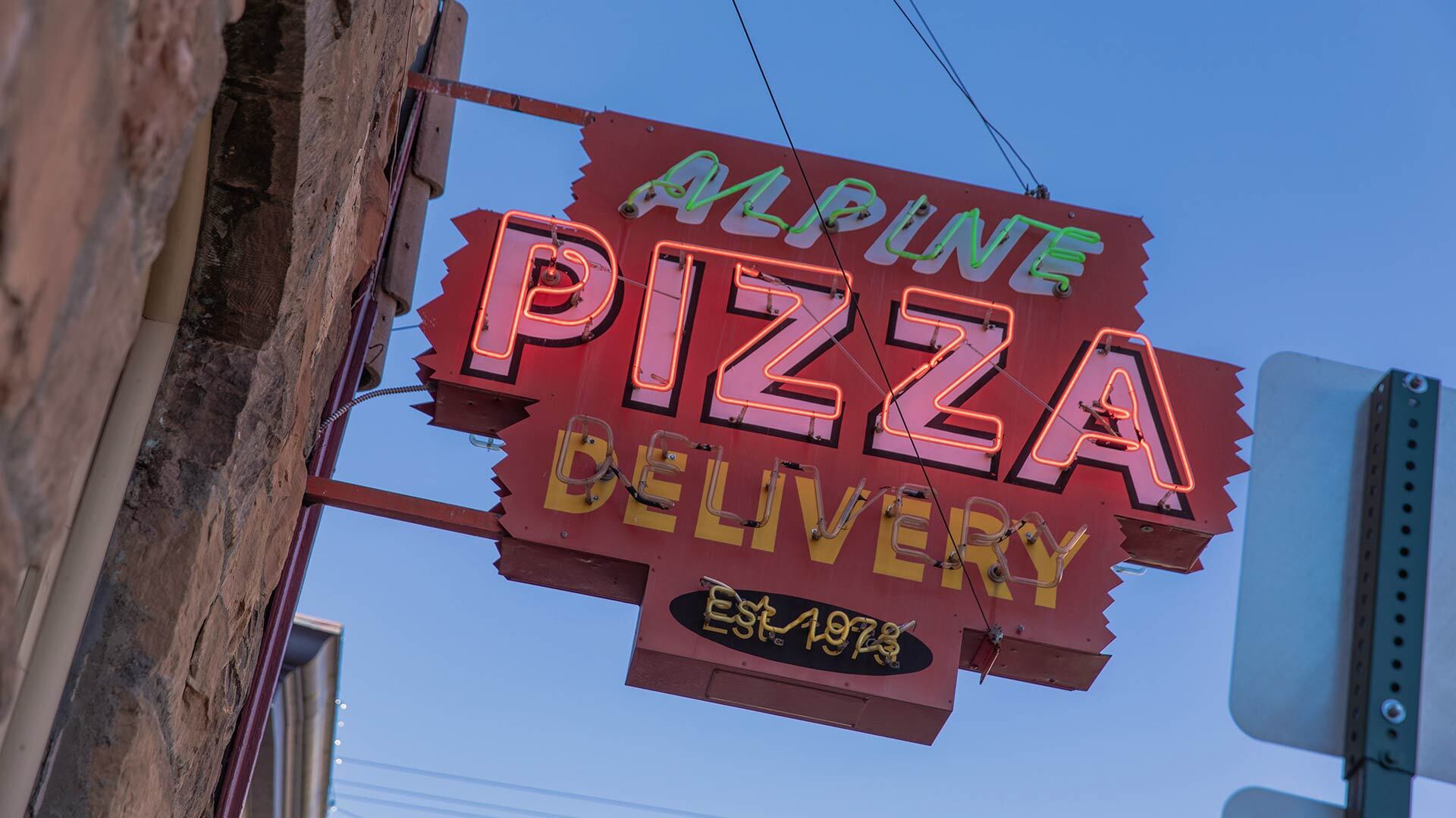 Vlm flagstaff alpine pizza