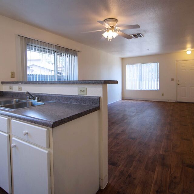 Vlm ponderosa kitchen view 2