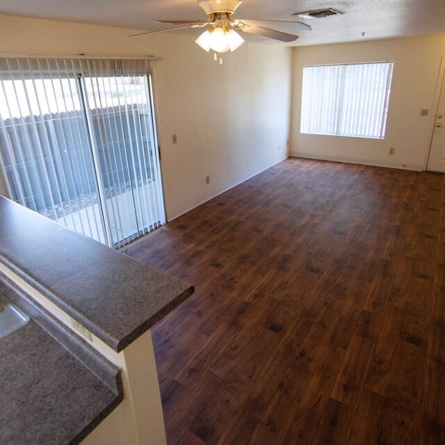 Vlm ponderosa livingroom view 2